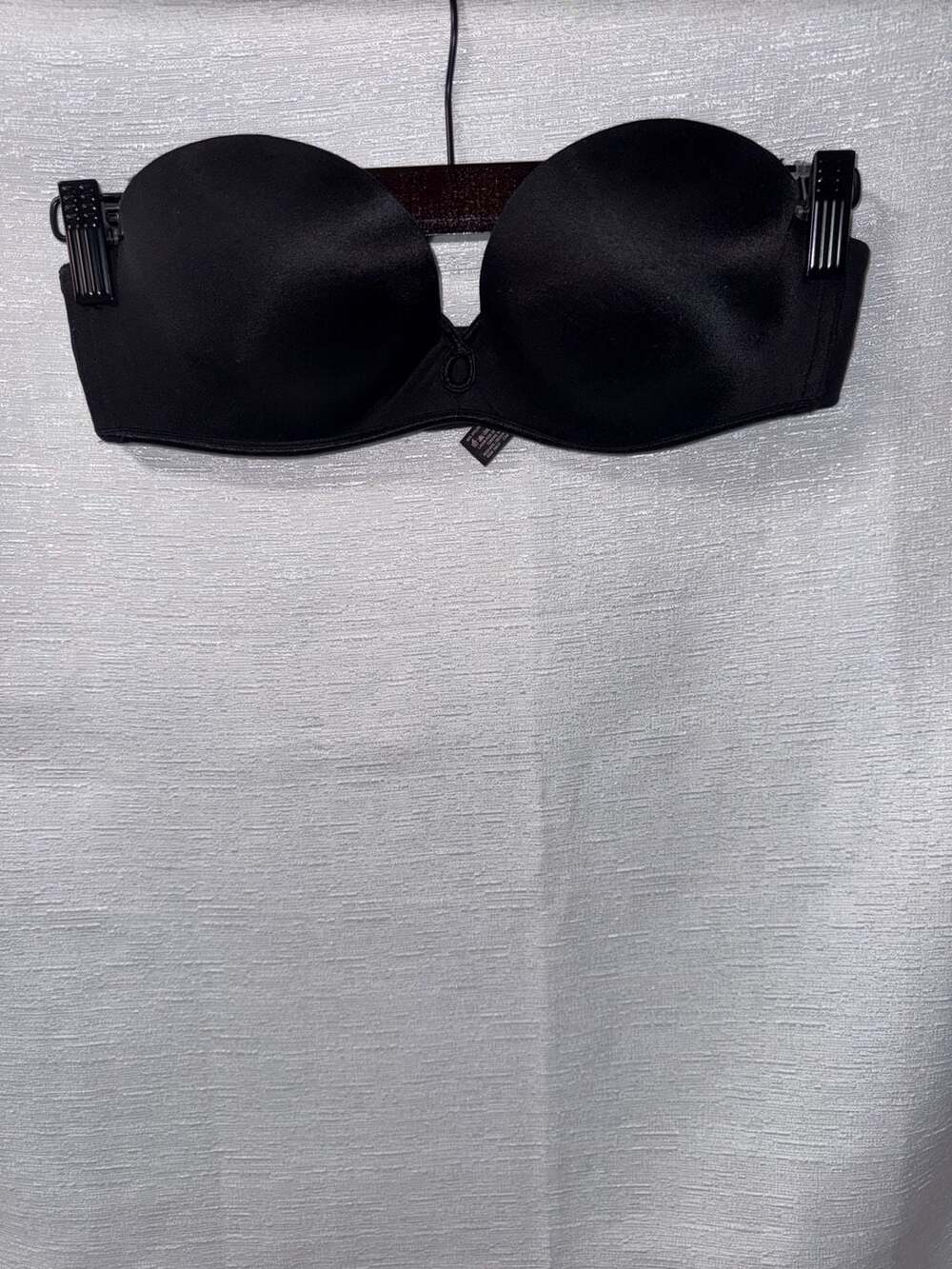 Victoria's Secret Very Sexy Strapless Push-Up Bra Black 34A